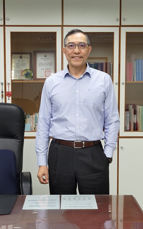 Chief / Zhongnan Office, National Taxation Bureau of Taipei, Ministry of Finance : CHEN, KUANG-YU