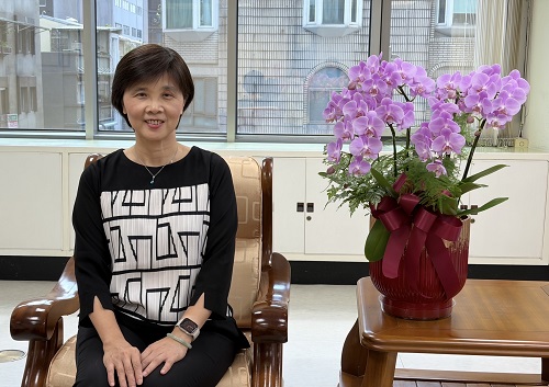 Director / Songshan Branch, National Taxation Bureau of Taipei, Ministry of Finance : CHEN, Li-Mei