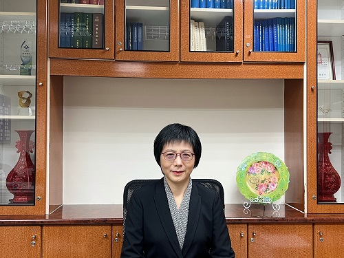 Director / Daan Branch, National Taxation Bureau of Taipei, Ministry of Finance : WU, LI-FEN