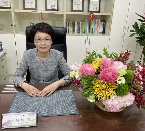 Chief / Nangang Office, National Taxation Bureau of Taipei, Ministry of Finance : Ho, Chiou-Yang