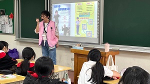對學生族群舉辦租稅教育照片1