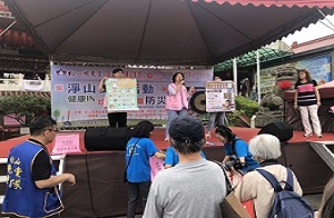 對一般民眾舉辦租稅講習與租稅宣導照片，共2張