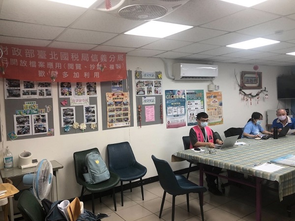 1130507 永春里「報稅局外服務」辦理檔案應用宣導相關照片1