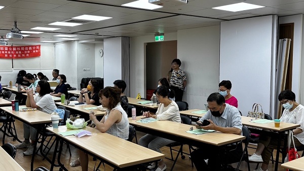 1130719 臺北市記帳及報稅代理人公會松信聯誼會「雲端種樹趣e起集點樹」租稅講座辦理檔案應用宣導相關照片3